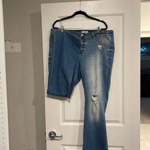Jessica Simpson distressed kiss me bootleg jeans size 20
